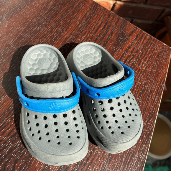 Joybees Other - Joybees - Kid's Active Clog - Charcoal / Sport Blue-Size 6/7 Croc style